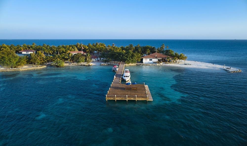 Hatchet Caye Island Resort Placencia Extérieur photo