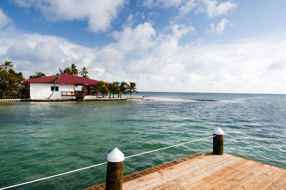 Hatchet Caye Island Resort Placencia Extérieur photo